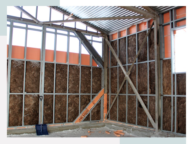 Утепленные ангары в Лянторе