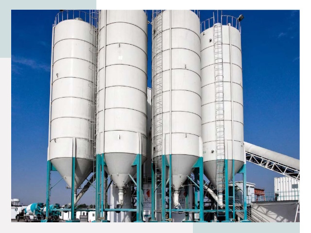 Строительство цементных силосов в Лянторе