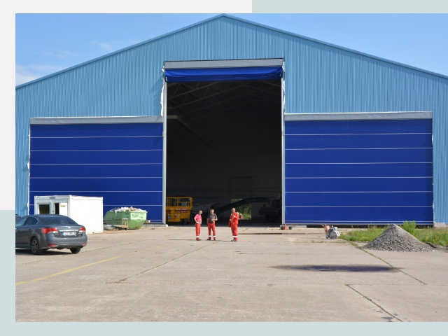 Ангарные ворота в Лянтор от СтальСтрой-Лнт по цене 614 руб.